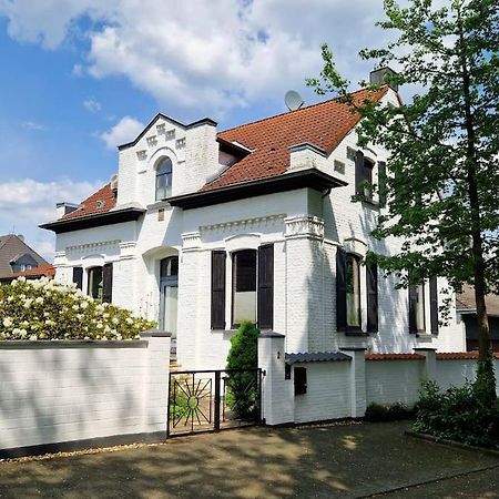 Historische Villa Mit Garten, Luxus Meerbusch Eksteriør billede